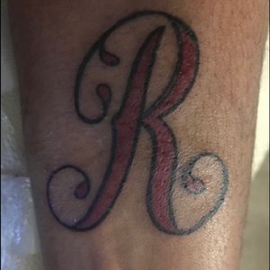 Meet your Posher, Chanel